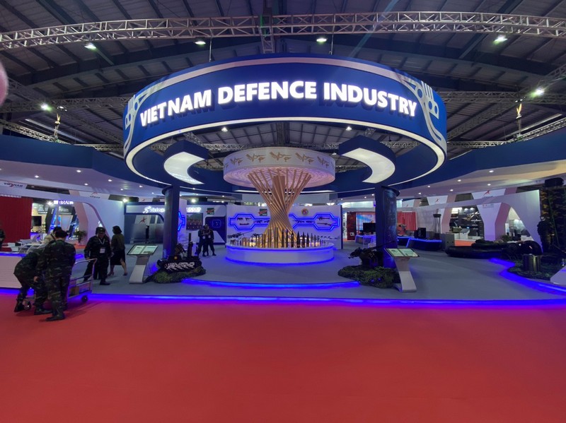 Triển lãm vũ khí quốc tế tại việt nam VIETNAM DEFENCE